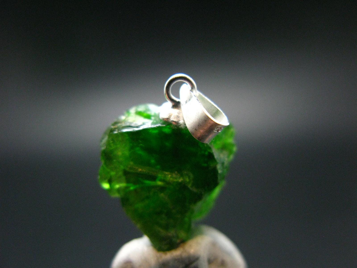 Green Chrome Diopside 925 Silver Pendant from Russia - 0.8" - 1.63 Grams