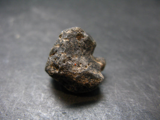 Meteor Splash Glass!! Fabulous Asymmetrical Rare Darwin Glass Tektite Pleistocene Piece From Australia - 0.7"