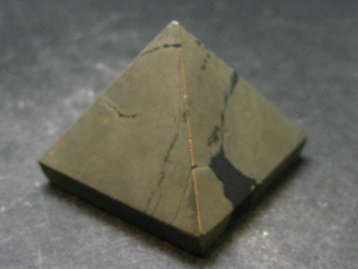 Healers Gold Pyramid From USA - 1.3" - 116.36 Grams