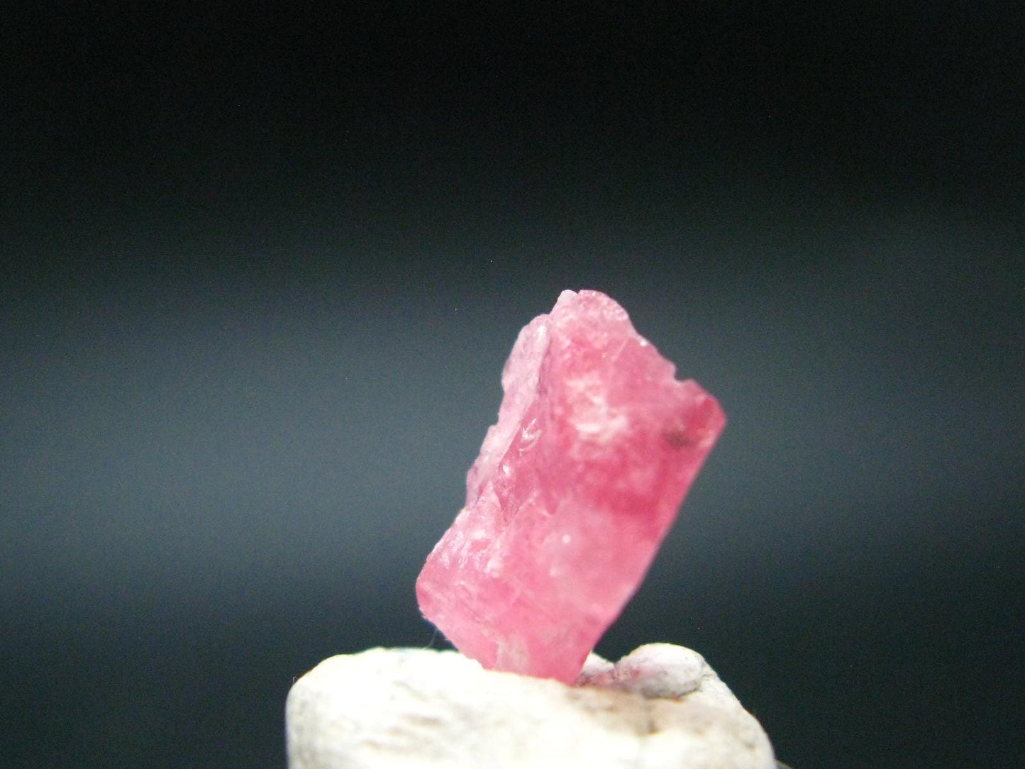 Rhodochrosite Gem Crystal From Alma Colorado - 4.35 Carats - 0.5"