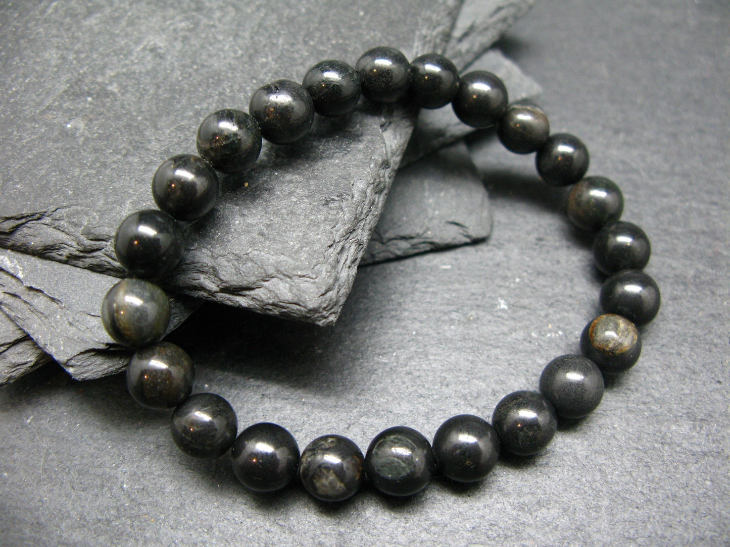 ISUA Stone Rock Genuine Bracelet from Greenland ~ 7 Inches ~ 8mm Round Beads