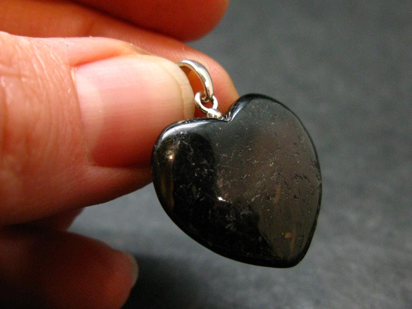 Silver Nuumite Nuummite Heart Pendant From Greenland - 1.0" - 3.77 Grams