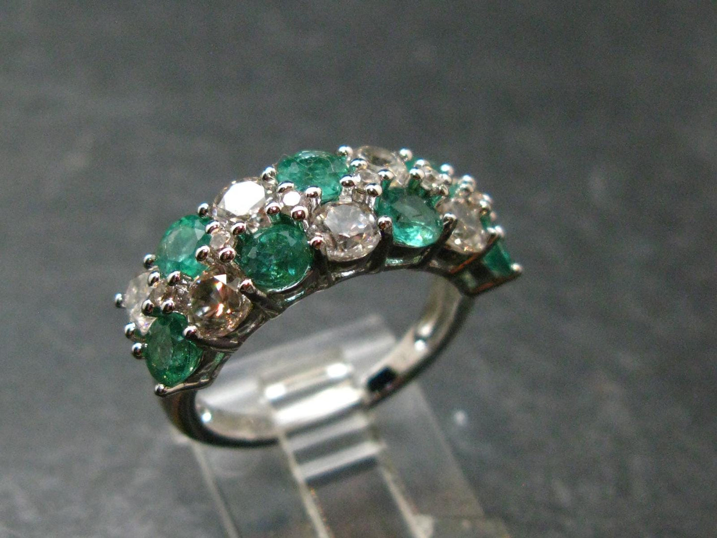 Emerald Faceted Silver Ring from Colombia - 4.92 Grams Total - Size 7