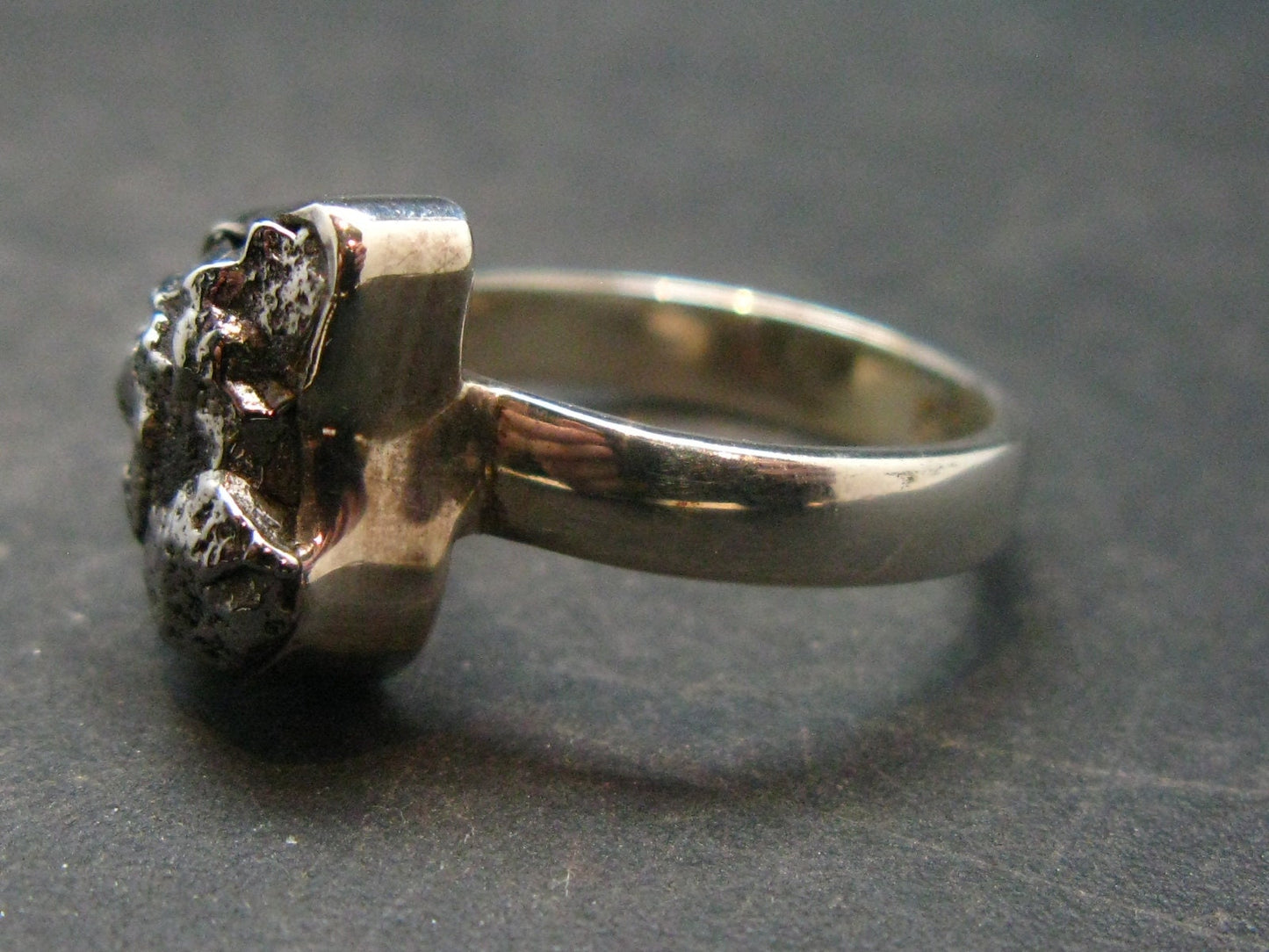 Large Meteorite Campo Del Cielo Sterling Silver Ring From Argentina - 4.72 Grams - Size 6.25