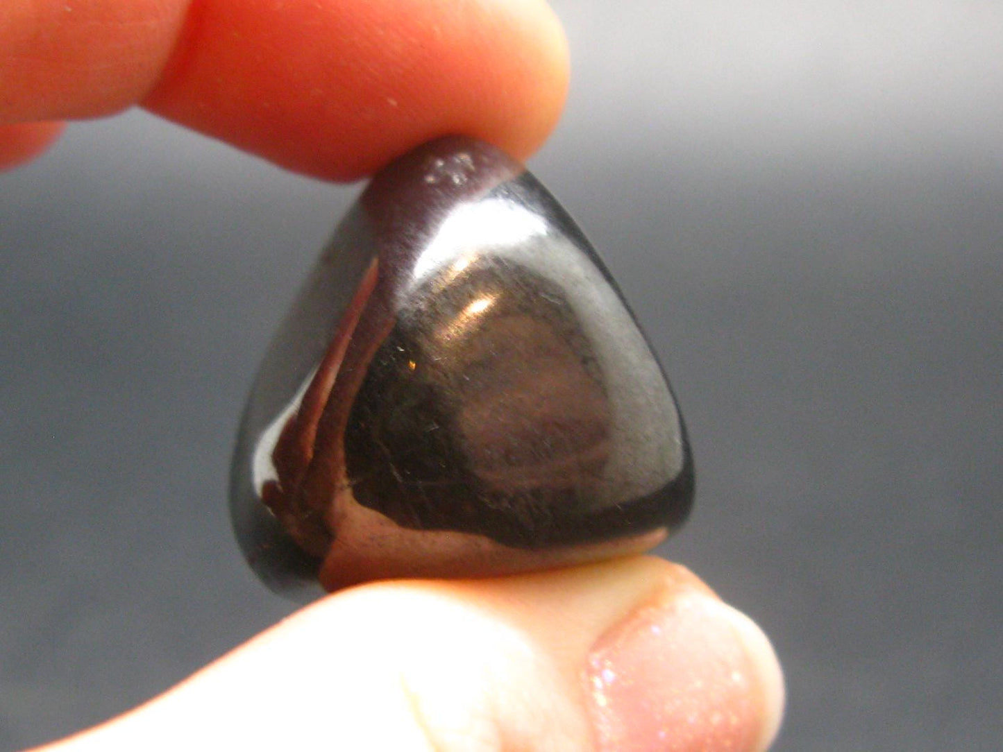 Elite Shungite Tumbled Piece from Russia - 0.9" - 12.79 Grams