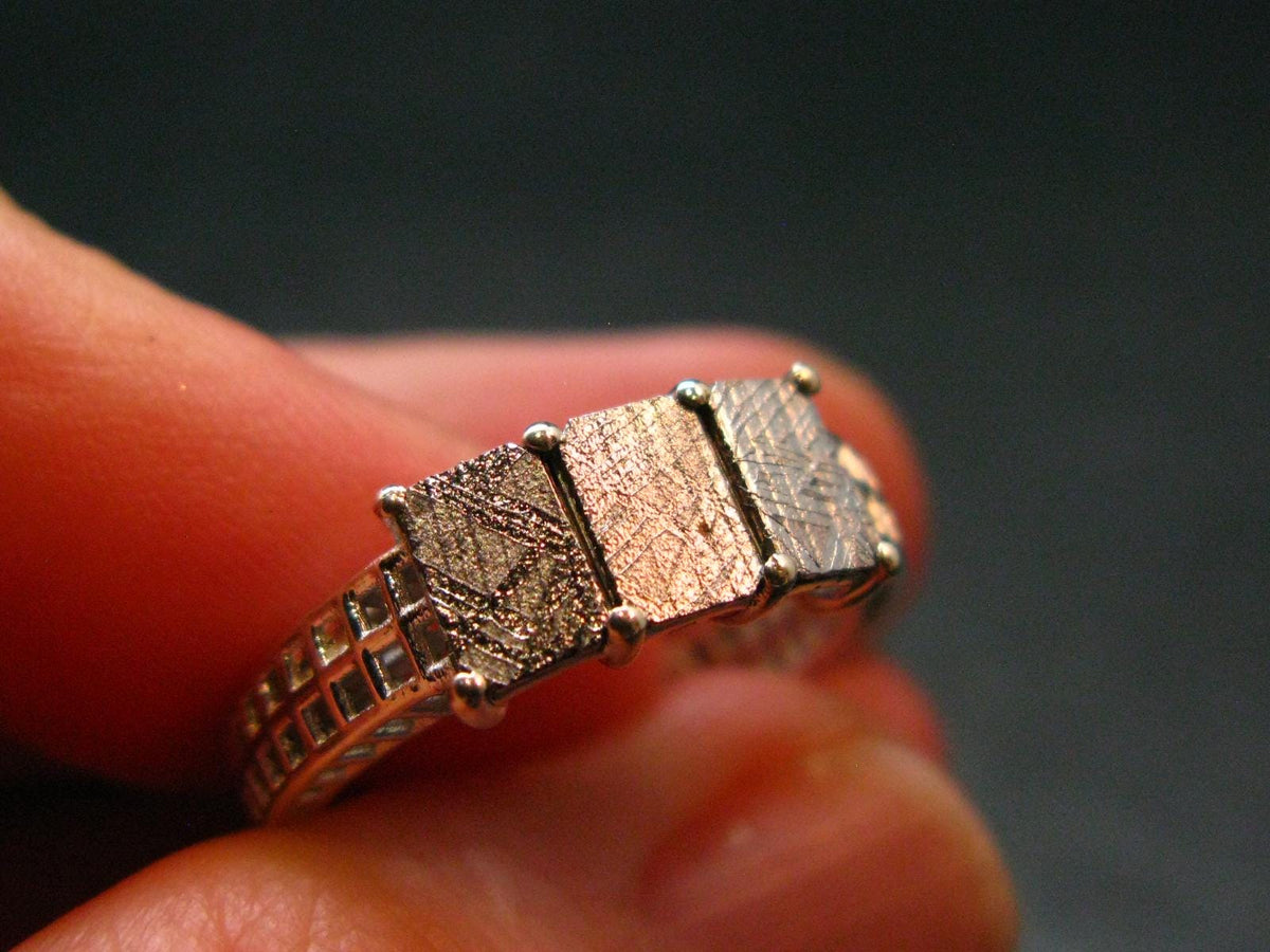 Muonionalusta Meteorite Sterling Silver Ring from Sweden - 3.23 Grams - Size 7