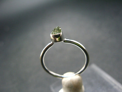 Cute Gem Faceted Moldavite Sterling Silver Ring From Czech Republic - Size 7 - 1.7 Grams