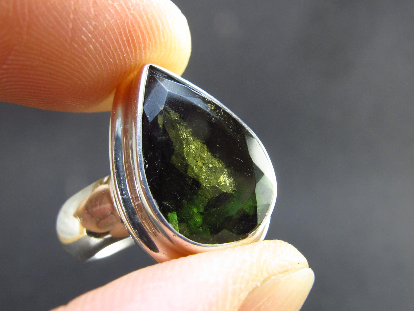 Moldavite Tektite Facetted Silver Ring from Czech Republic - Size 8 - 8.19 Grams