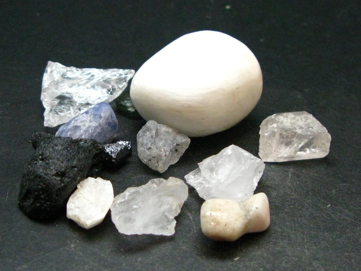 Synergy 12 Set Phenakite Moldavite Natrolite Petalite Danburite Tektite Scolecite Herderite Tanzanite Brookite 59.25 Gr