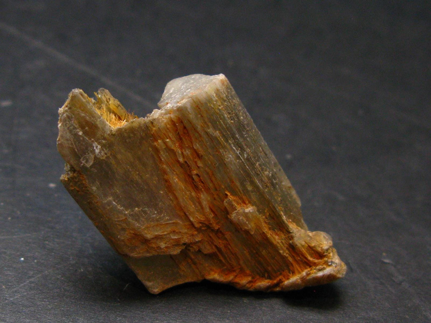 Gem Color Change Diaspore Crystal From Turkey - 1.3" - 9.41 Grams