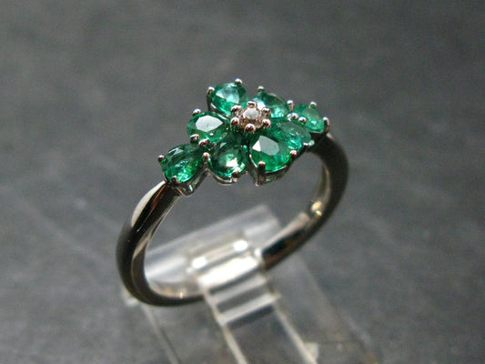 Emerald Faceted Silver Ring from Colombia - 2.71 Grams Total - Size 8