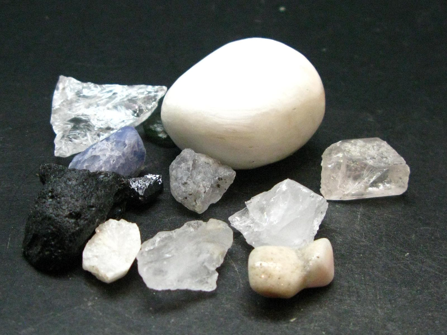 Synergy 12 Set Phenakite Moldavite Natrolite Petalite Danburite Tektite Scolecite Herderite Tanzanite Brookite 56.57 Gr