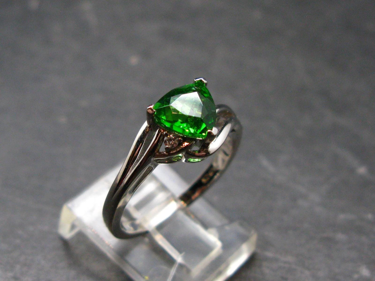 Helenite Gaia Stone Gem Sterling Silver Ring From Washington - Size 7 - 1.5 Carats