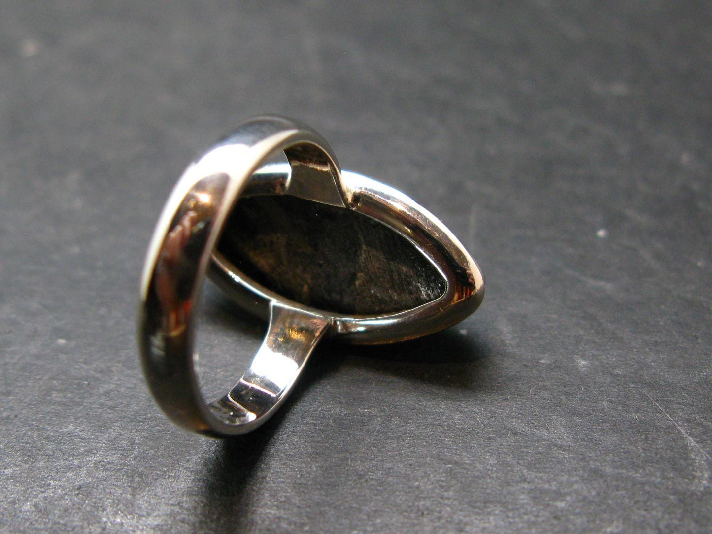 Real!! Very Rare Nuumite Nuummite Sterling Silver Ring from Greenland - 6.27 Grams - Size 7