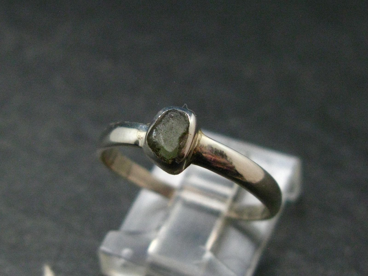 Cute Gem Moldavite Sterling Silver Ring From Czech Republic - Size 7.75 - 1.34 Grams