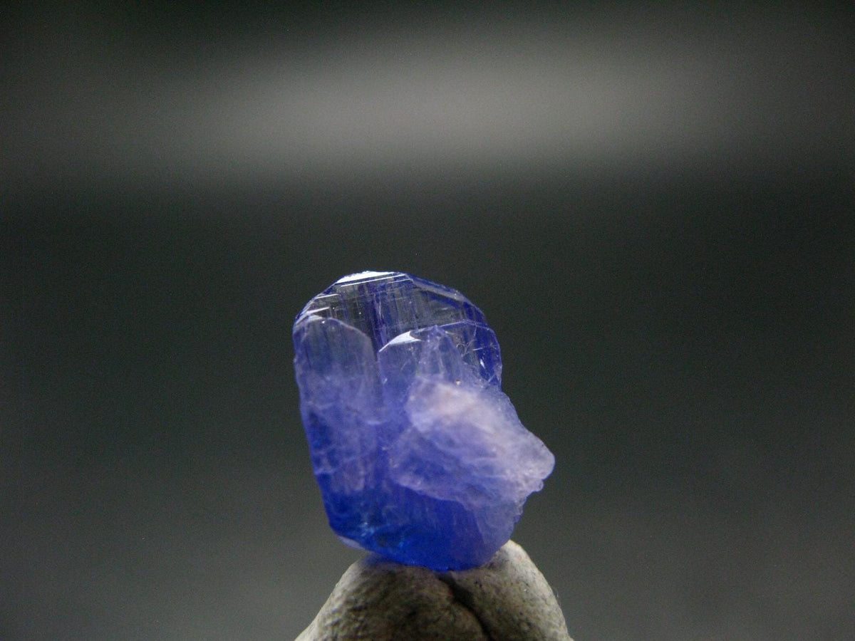 Fine Gem Tanzanite Zoisite Crystal From Tanzania - 6.80 Carats - 0.5"