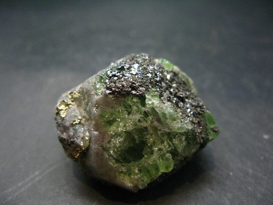 Gem Tsavorite Tsavolite Garnet Crystal From Tanzania - 320.80 Carats - 1.6"