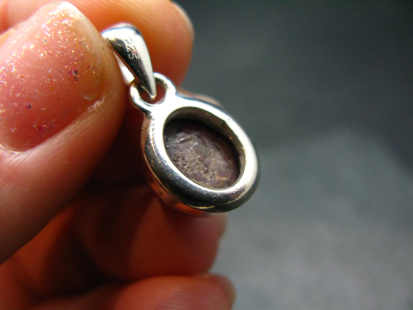 Star Ruby Sterling Silver Pendant - 0.9" - 3.16 Grams