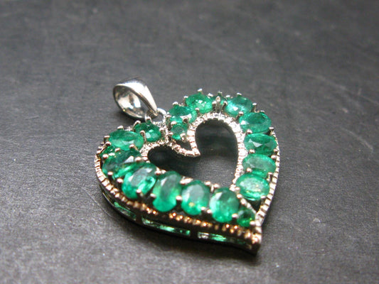 Emerald Silver Pendant 2.98 Carats Total Weight Of Stoned From Colombia - 0.84 Carats