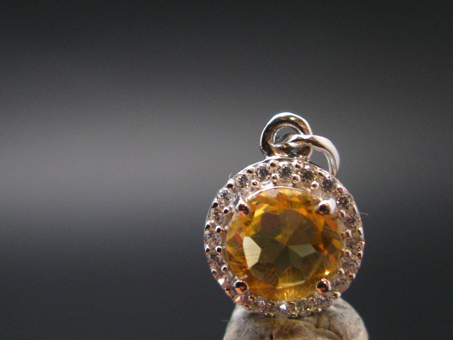 Yellow Citrine Gem Facetted Sterling Silver Pendant From Brazil With CZ - 0.6" - 1.05 Grams