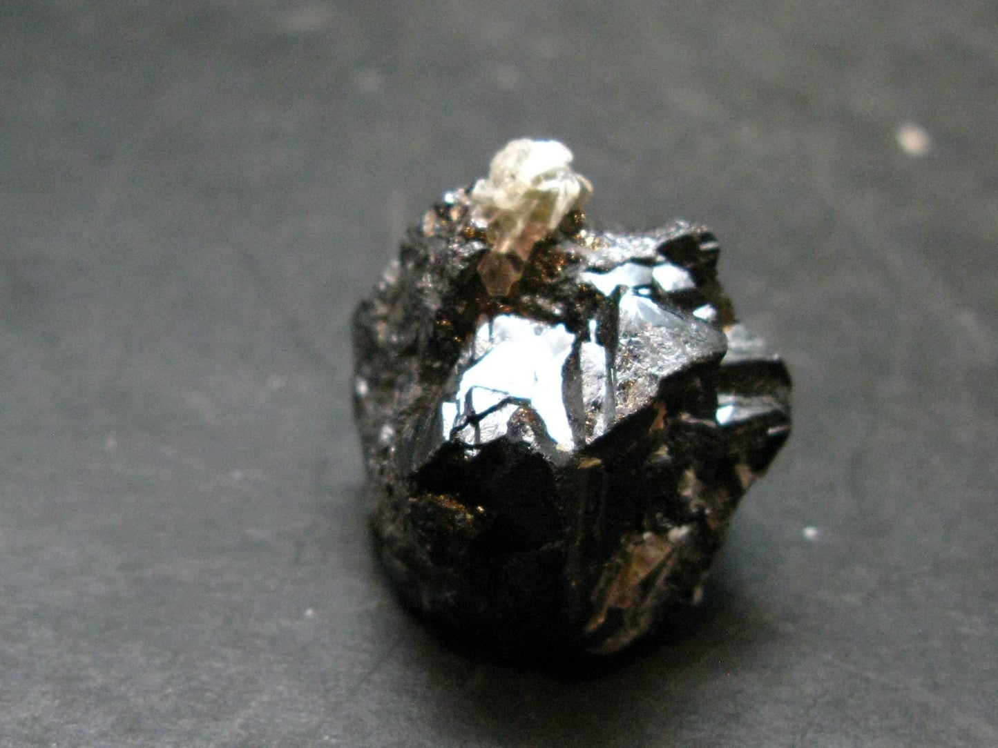 Cassiterite Crystal From China - 0.8" - 24.81 Grams