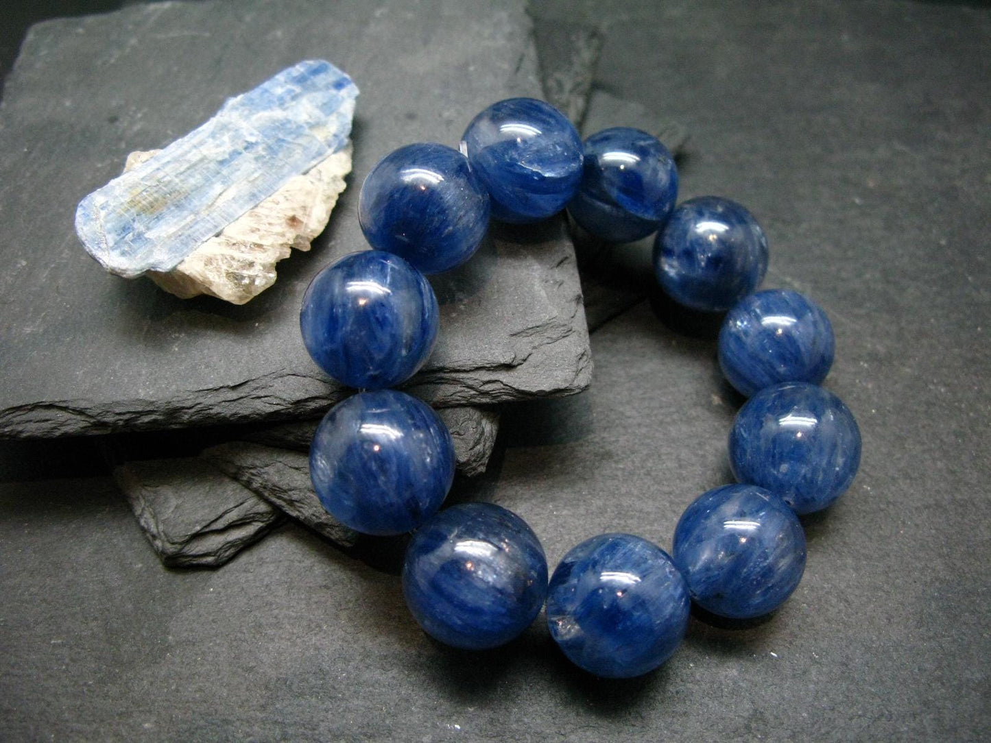 AAA Grade Blue Kyanite Genuine Bracelet ~ 7 Inches ~ 18mm Round Beads