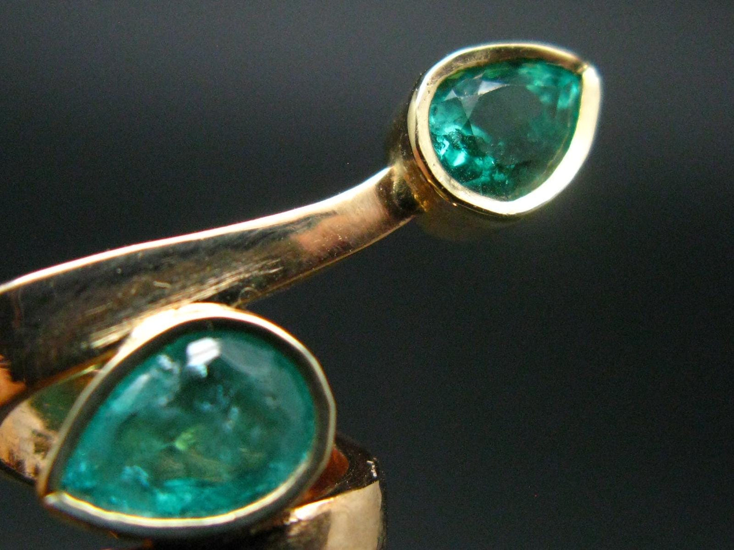 Genuine Emerald Pendant in 14k Yellow Gold from Colombia - 0.95 Carats - 1.2"