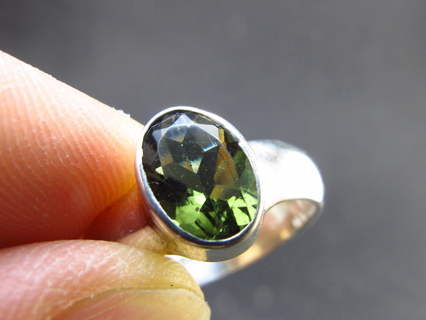 Moldavite Tektite Facetted Silver Ring from Czech Republic - Size 8 - 5.20 Grams