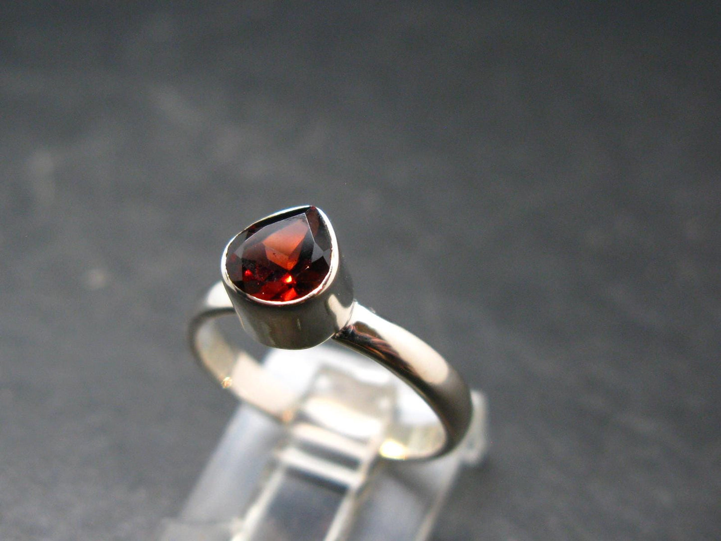 Natural Round Faceted Red Garnet Sterling Silver Ring - Size 6 - 2.24 Grams