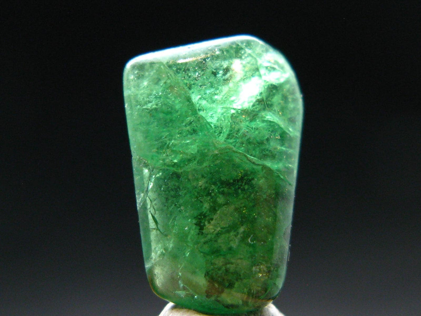 Gem Tsavorite Tsavolite Garnet Tumbled Stone from Tanzania - 7.33 Carats - 0.6"