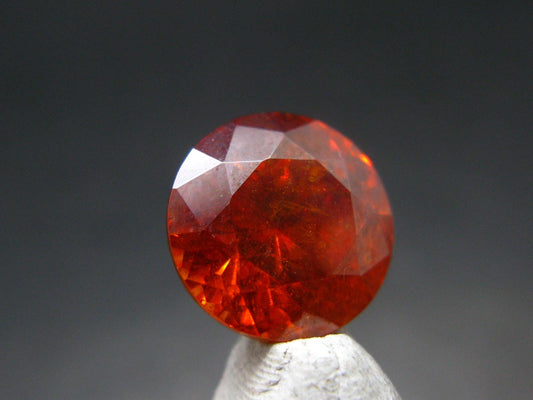 Gem Sphalerite Facetted Cut Stone from Spain - 7.51 Carats