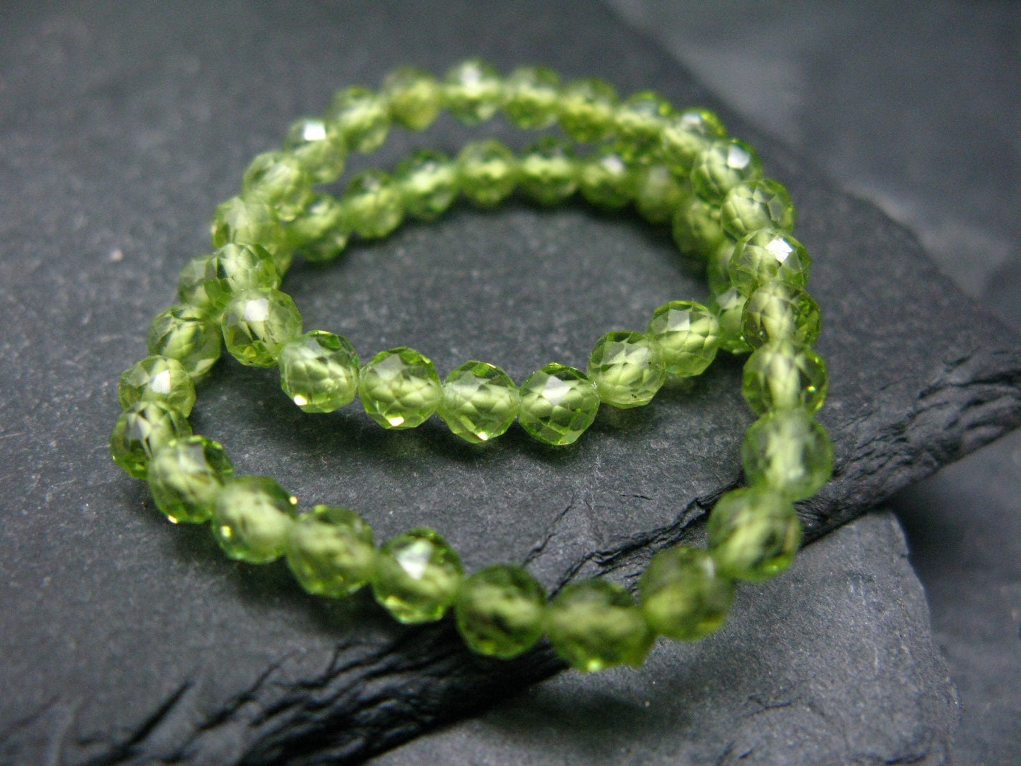 Peridot Genuine Bracelet ~ 7 Inches ~ 4mm Facetted Beads