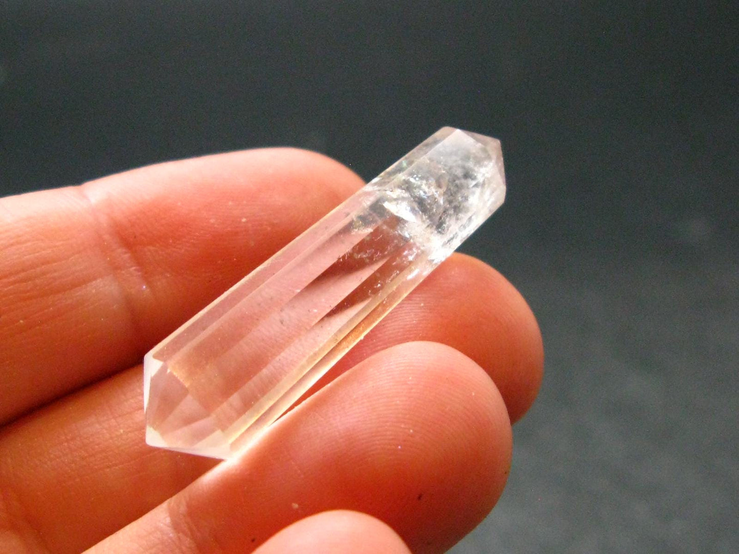Perfect Quartz Vogel Crystal Healing Wand - 1.4" - 4.55 Grams
