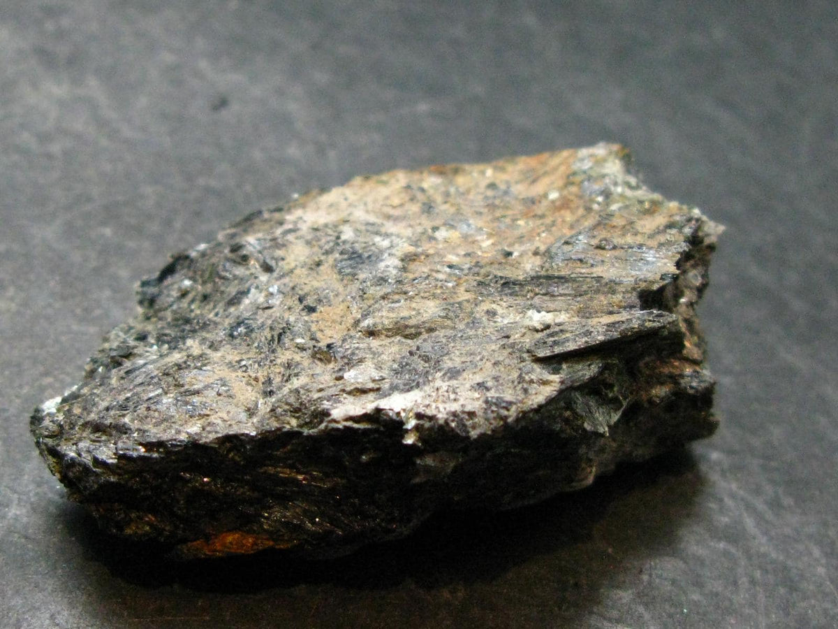 Rare Nuumite Nuummite Raw Piece From Greenland - 45.06 Grams - 2.1"