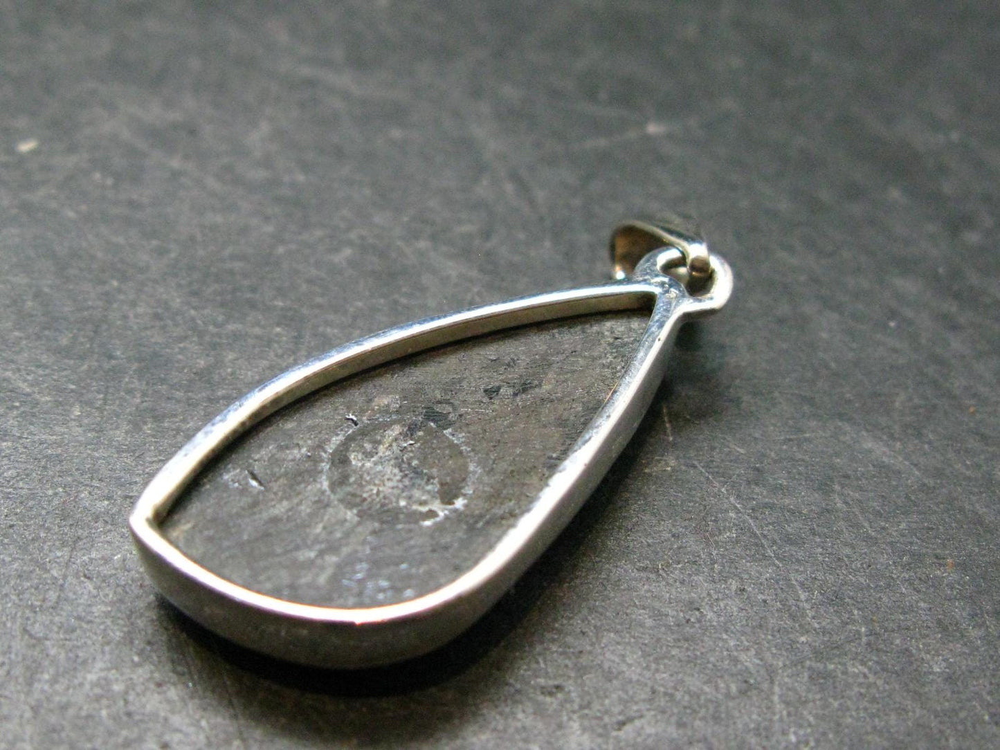 Very Rare Sterling Silver Nuumite Nuummite Pendant From Greenland - 1.7" - 7.0 Grams