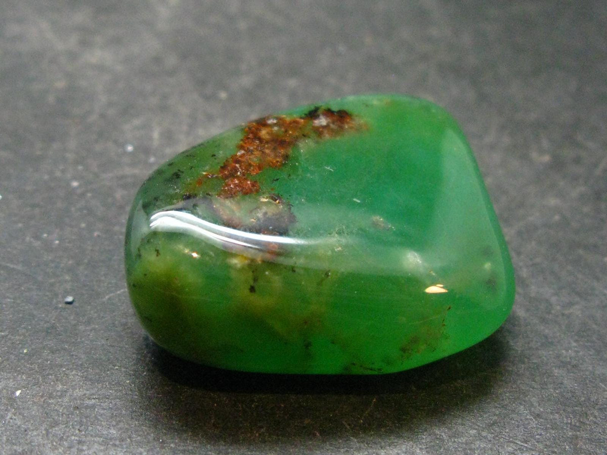 Rich Green Chrysoprase Tumbled Stone From Australia - 1.4" - 16.74 Grams