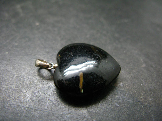 Silver Nuumite Nuummite Heart Pendant From Greenland - 1.1" - 4.83 Grams