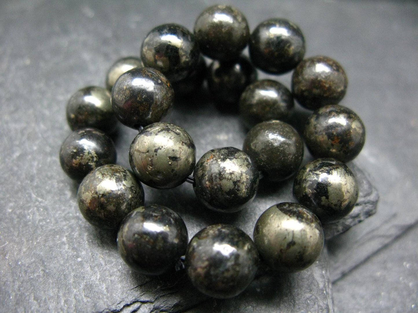 Healers Gold Genuine Bracelet ~ 7 Inches ~ 10mm Round Beads