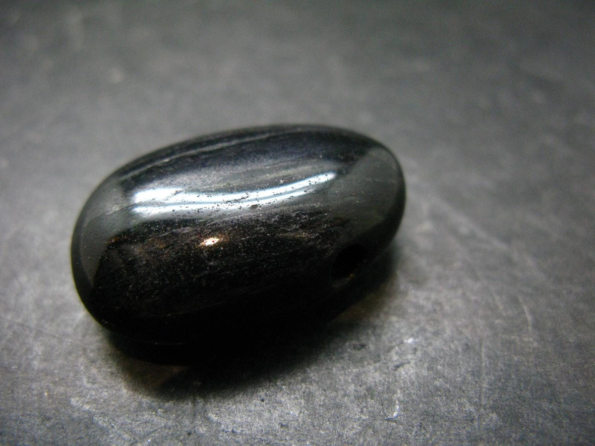 Rare ISUA Stone Metal Free Pendant From Greenland - 1.2" - 14.22 Grams