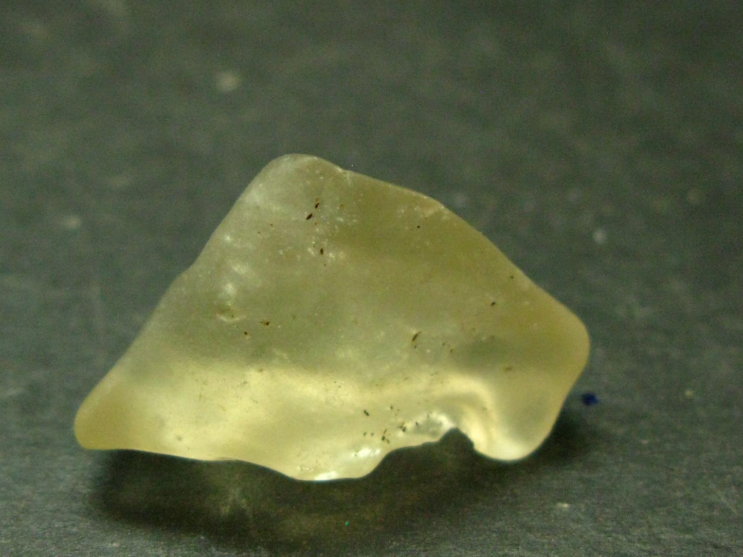 Nice Gem Libyan Tektite Raw Piece From Libya - 4.88 Grams - 1.1"
