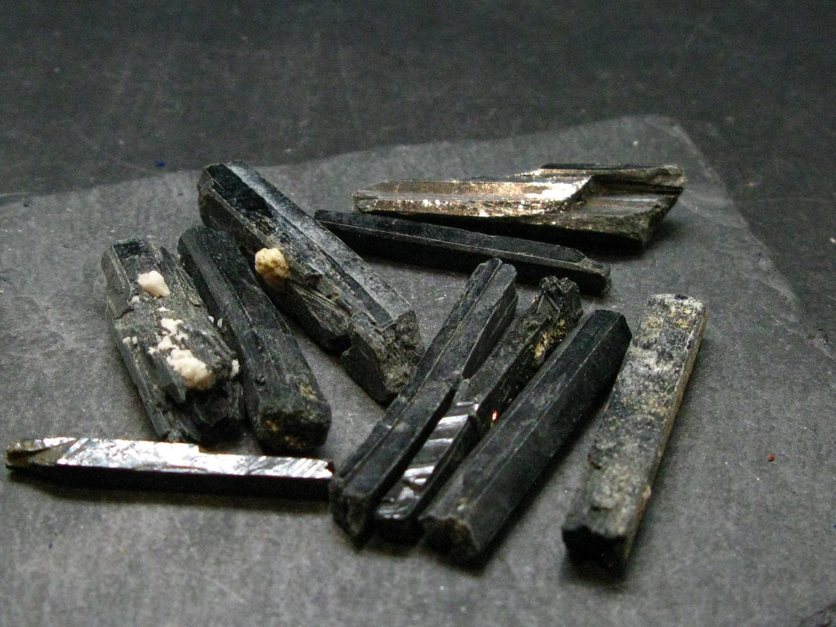 Lot of 10 Rare Aegirine Crystals From Malawi - 35.52 Grams