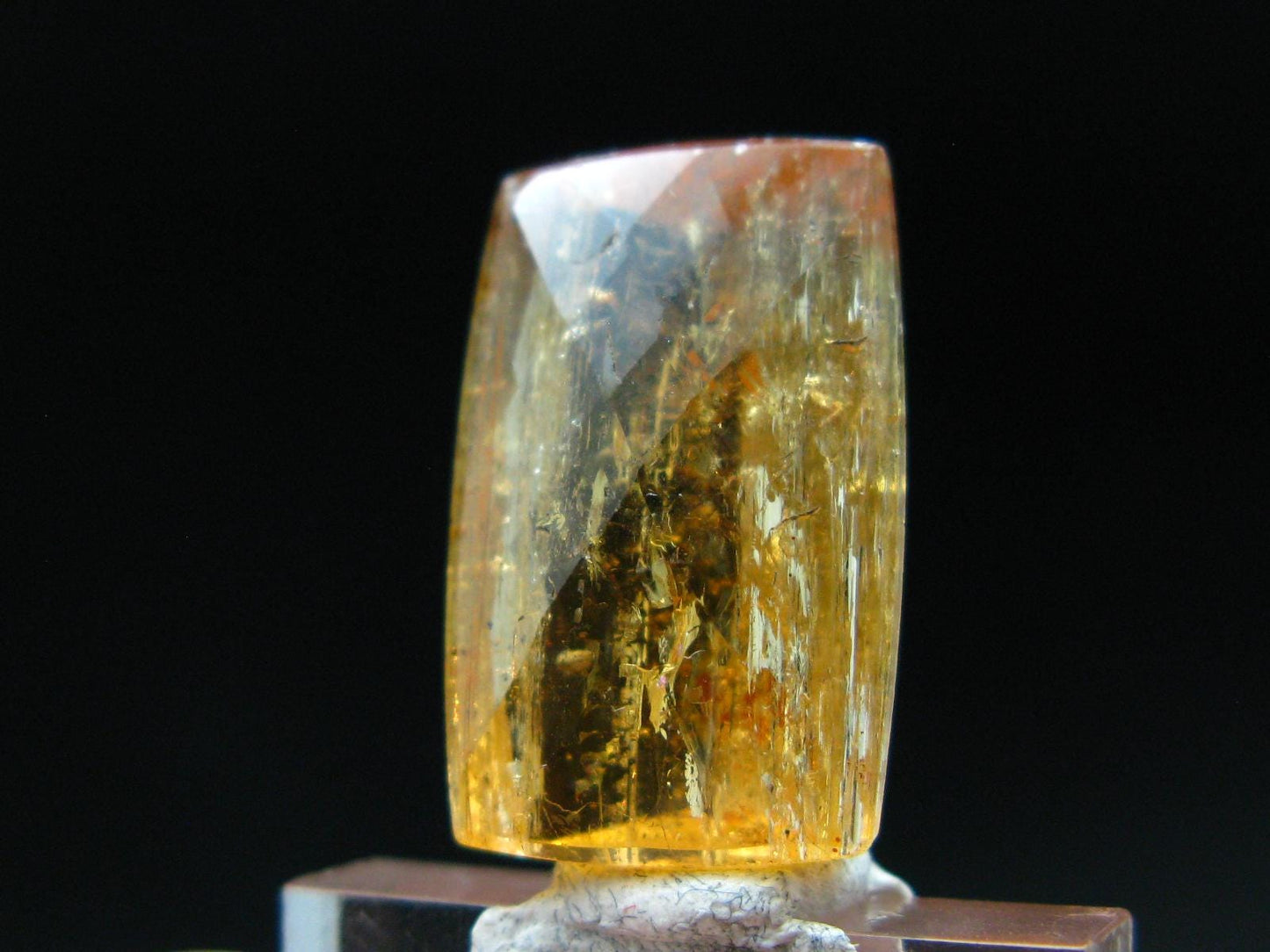 Gem Imperial Topaz Cut Stone From Brazil - 26.90 Carats