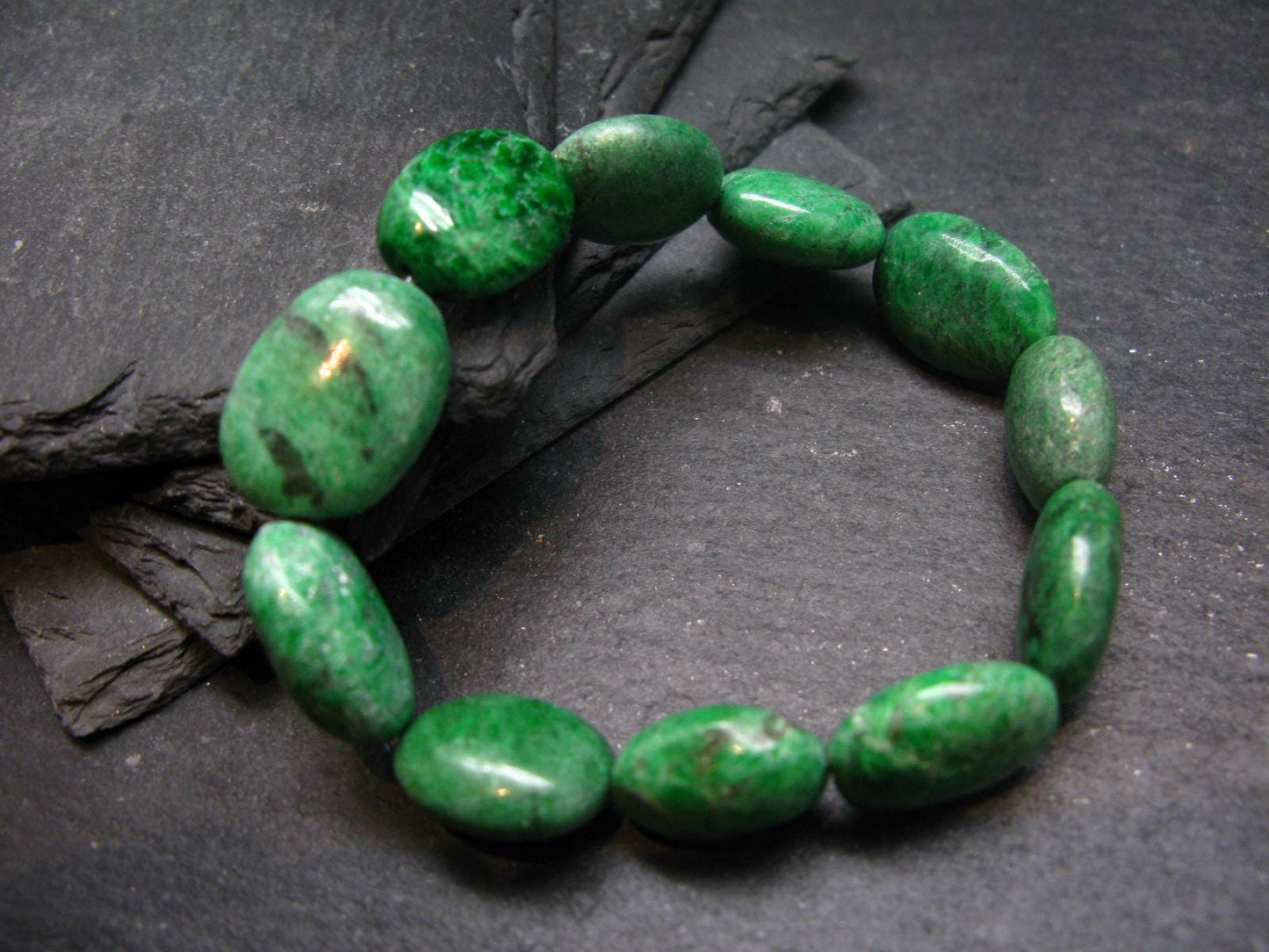 Maw Sit Sit Genuine Bracelet ~ 7 Inches ~ 15mm Oval Beads