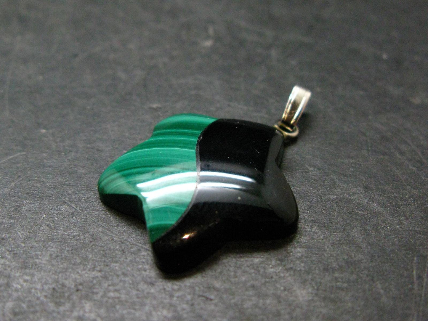 Queen of Green!! Genuine Vivid Vibrant Green Malachite Sterling Silver Pendant - 1.1" - 3.48 Grams