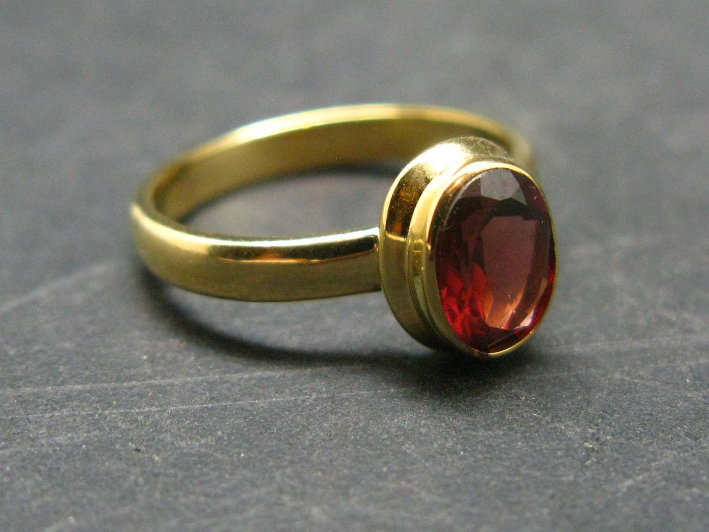 Red Garnet Gold Plated Sterling Silver Ring - Size 7 - 3.11 Grams