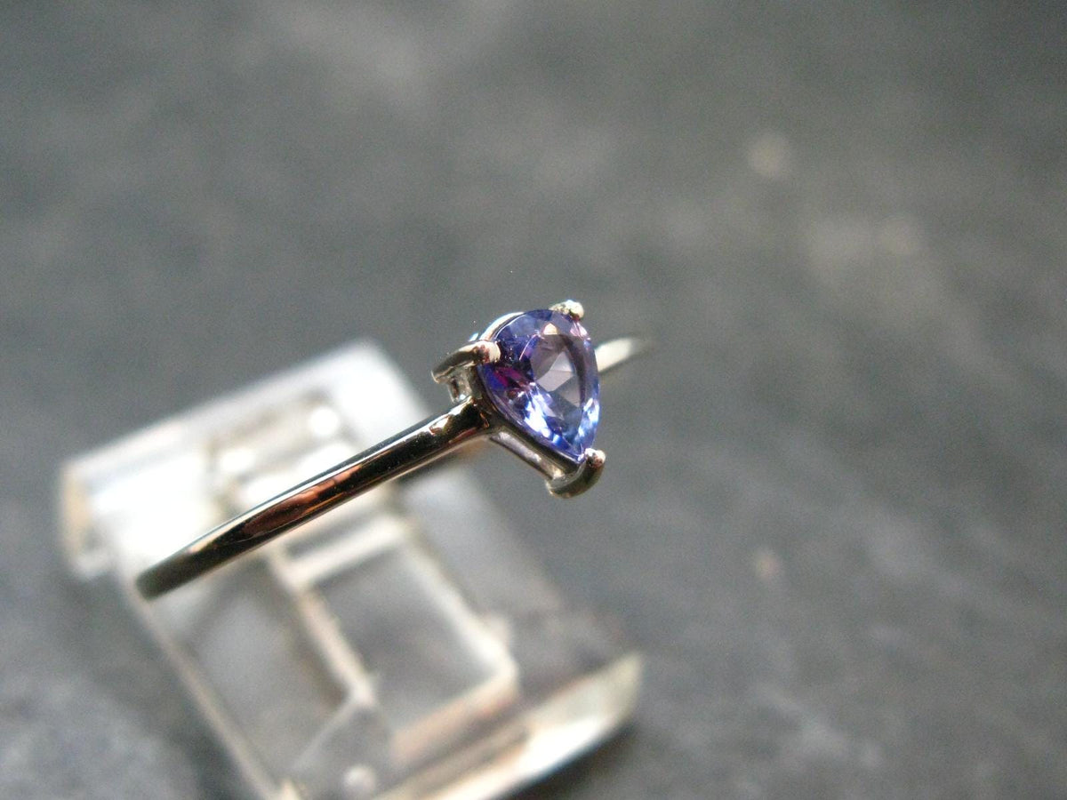 Tanzanite (Zoisite) Sterling Silver Ring - 1.06 Grams - Size 9
