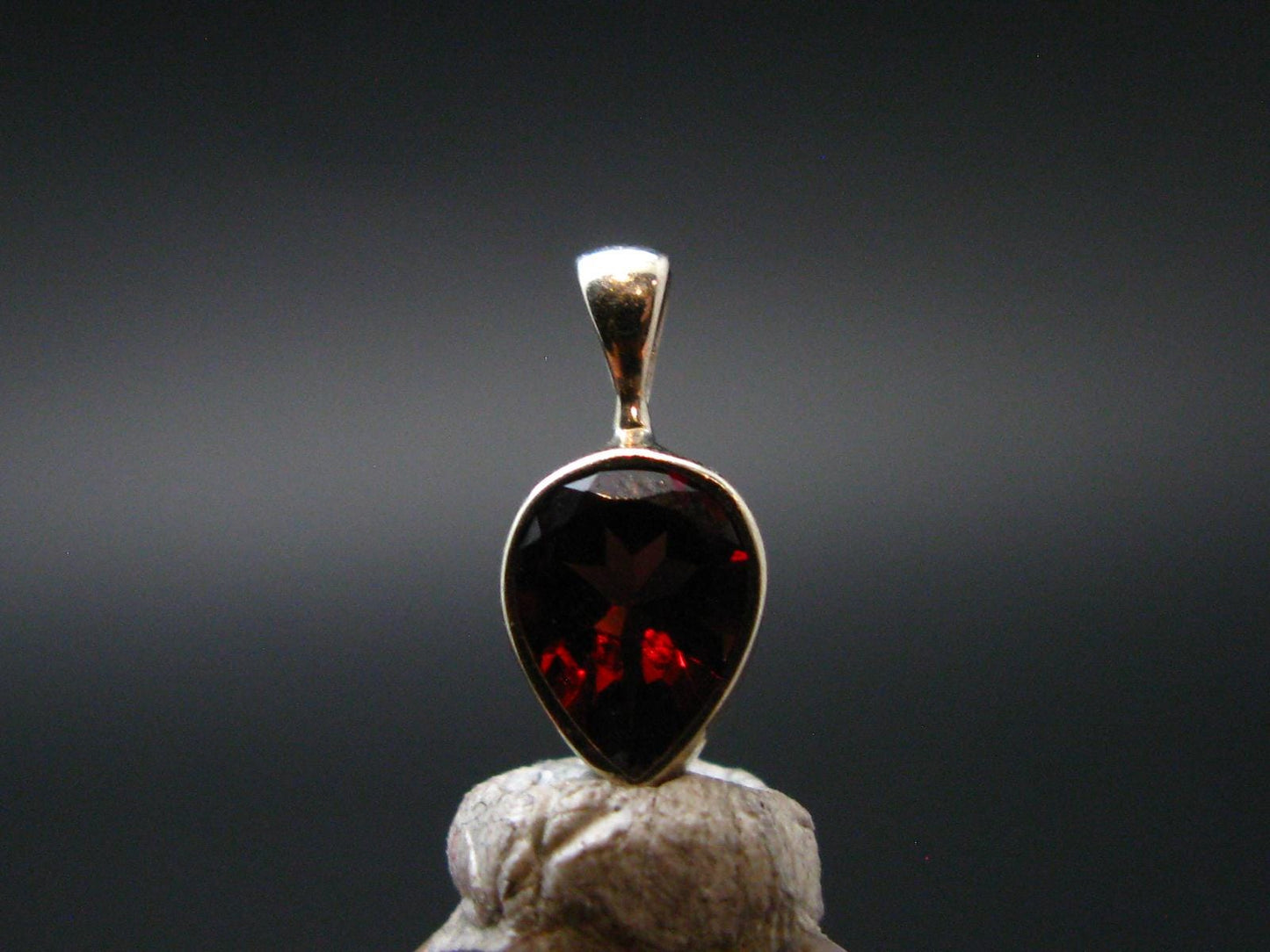 Red Garnet Almandine Gem Silver Pendant with Chain From India - 18" - 1.75 Grams