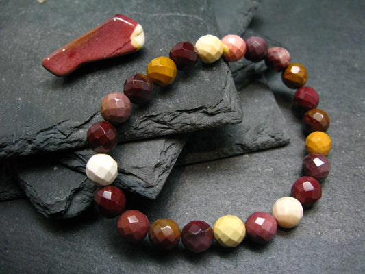 Mookaite Jasper Genuine Bracelet ~ 7 Inches ~ 8mm Facetted Beads
