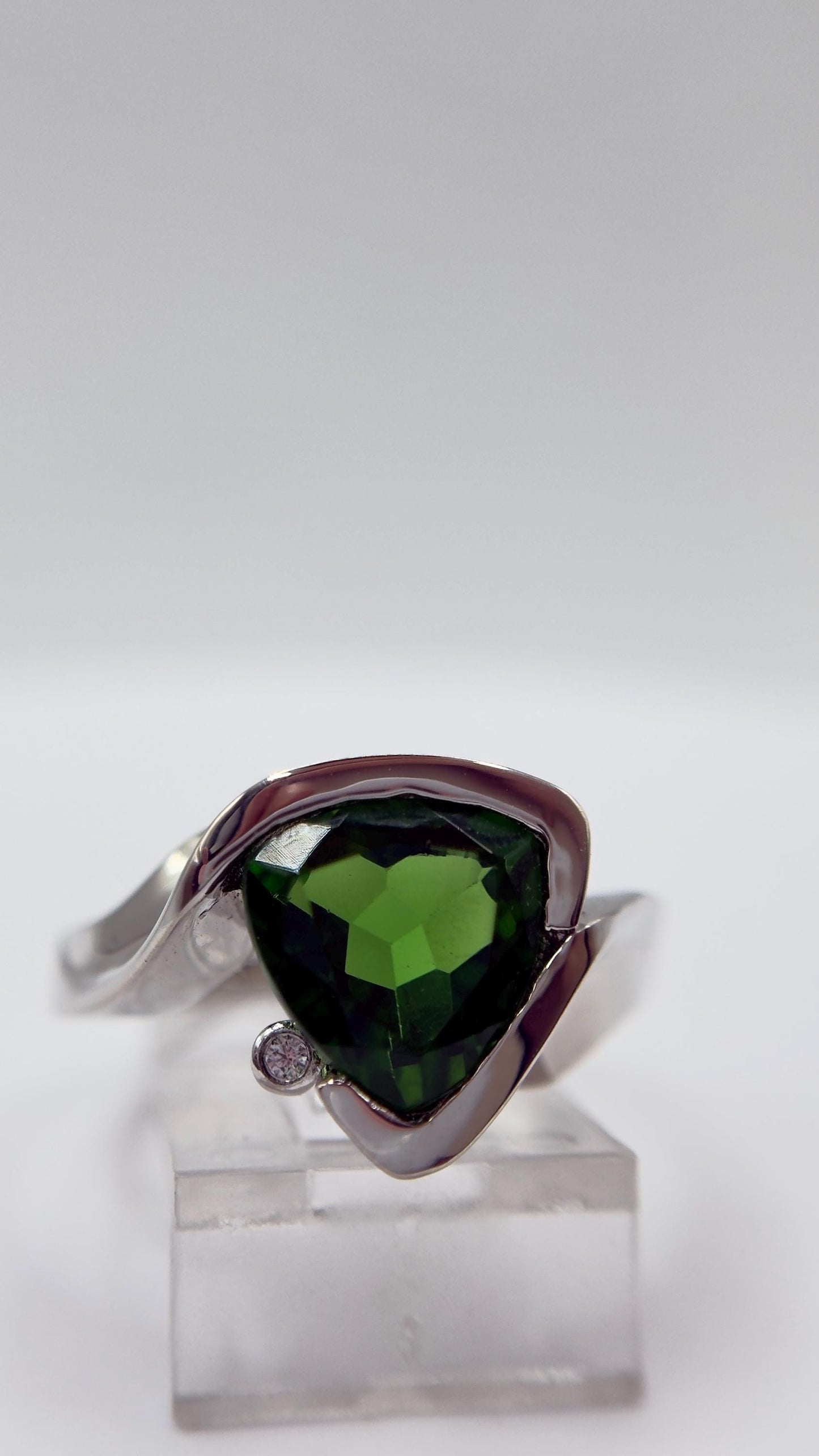 Green Helenite Trillion Ring – Sterling Silver Modern Gemstone Statement Ring