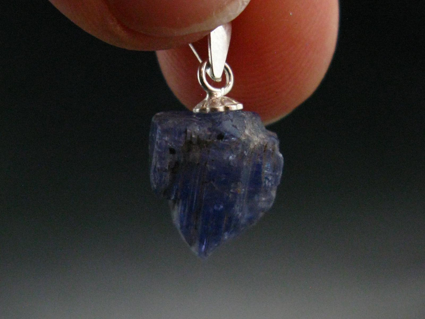 Tanzanite Pendant In Sterling Silver From Tanzania - 0.8" - 1.49 Grams